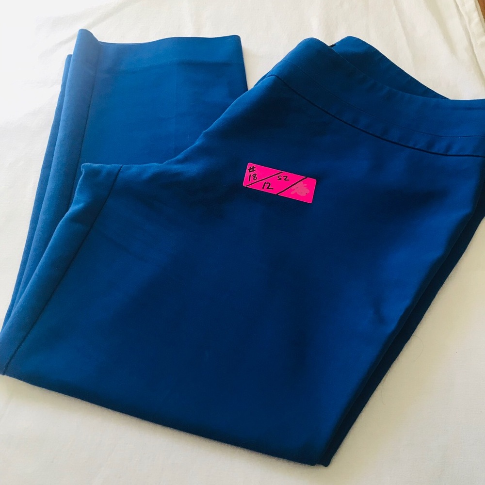 Apt 9 Royal Blue Capris size 12